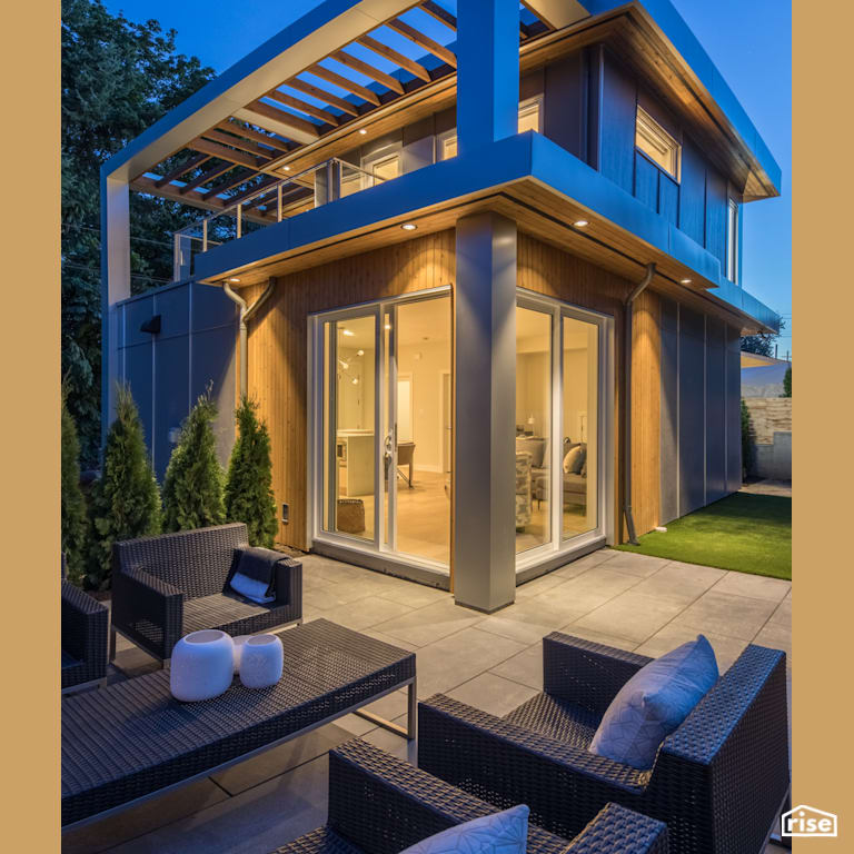 MODCUBE - Backyard with Prefabricated Panelized Home by Synthesis Design