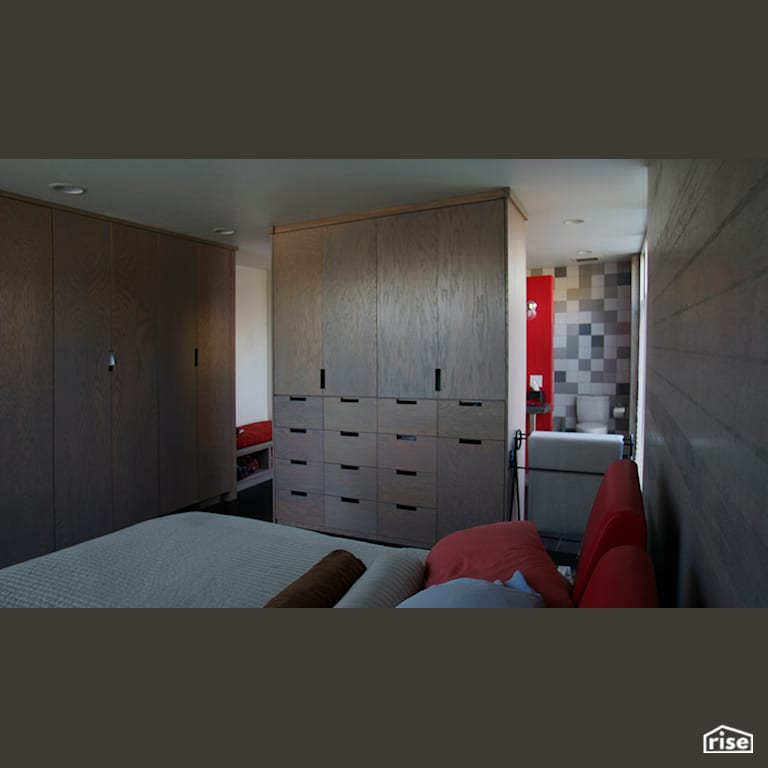 5ive Interior 04 with Low-Flush Toilet by Shelter Architecture