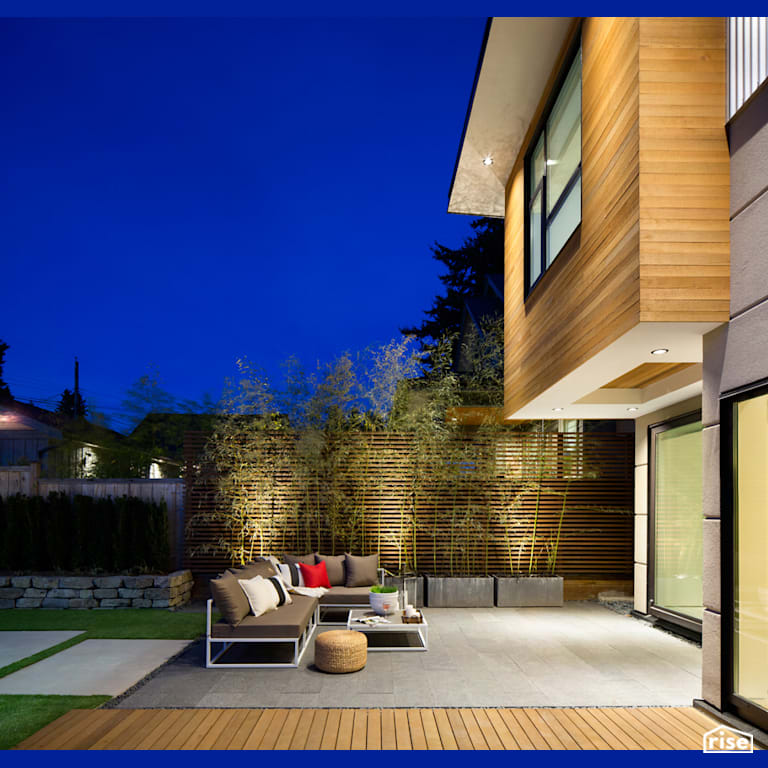 Patio with Accent Outdoor Lighting by Naikoon Contracting