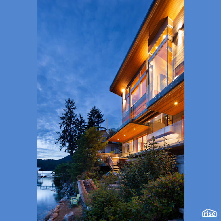 Overlapping Waterfront with Outdoor Gardens by Synthesis Design