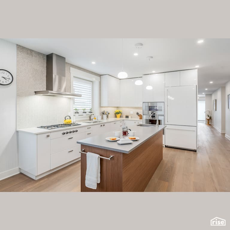 Ferguson House Kitchen  with Gas Cooktop by Lanefab Design/Build