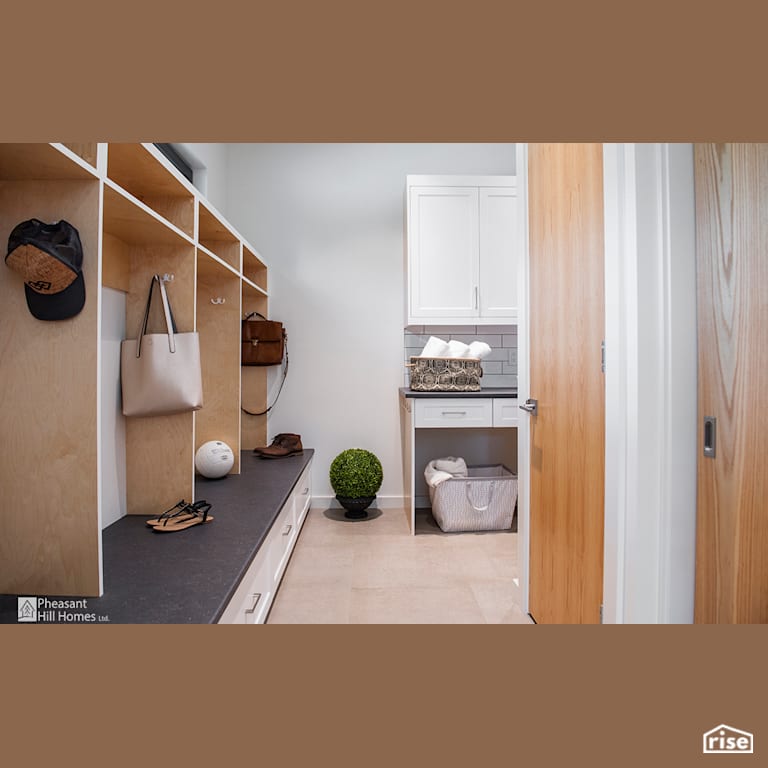 Entryway with Formaldehyde-free MDF cabinet by Pheasant Hill Homes Ltd.