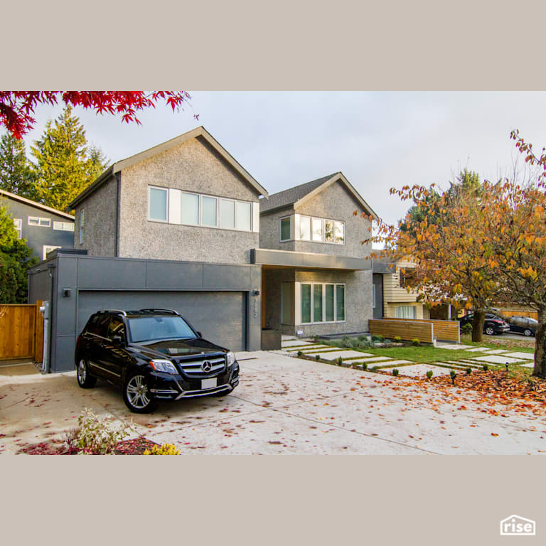 Exterior with Solar Outdoor Lights by Naikoon Contracting