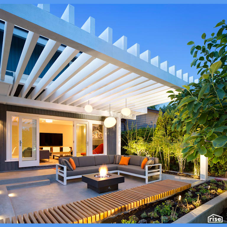 Patio with Outdoor Gardens by Naikoon Contracting