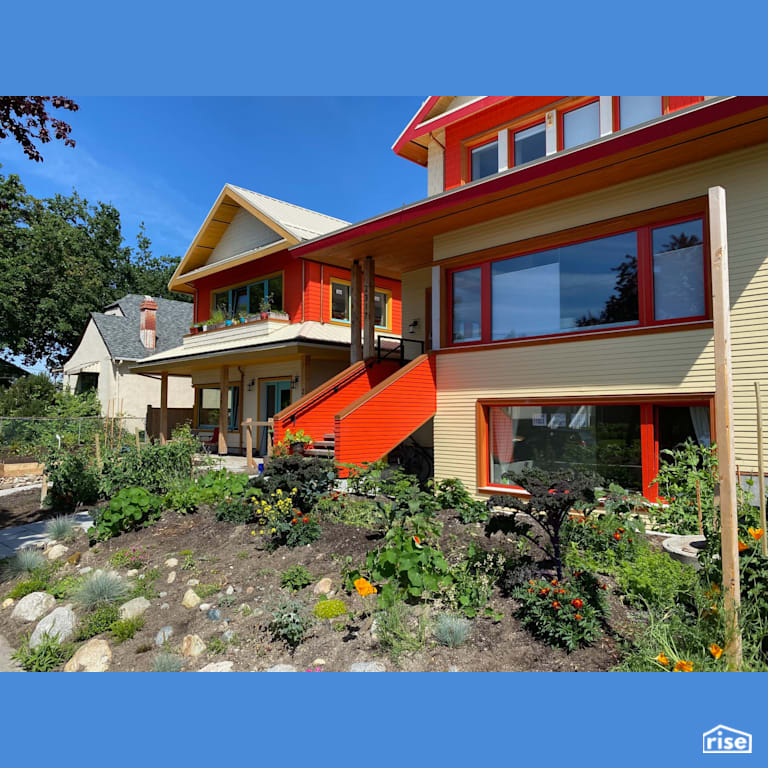 Front yard with Triple Pane Window by Lanefab Design/Build