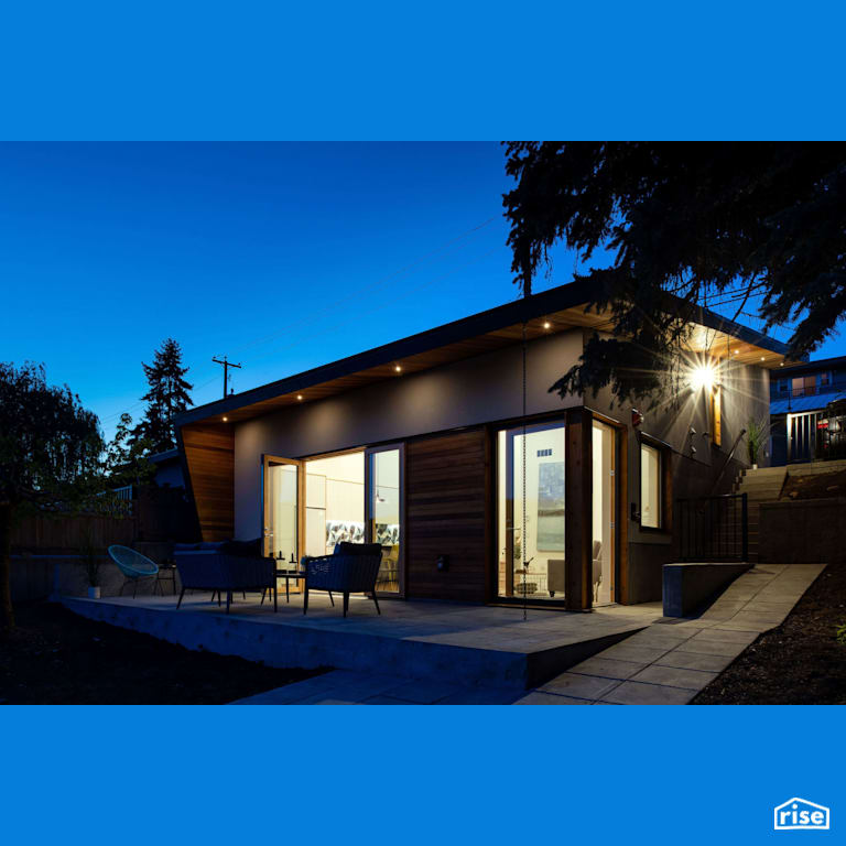 Night patio with Triple Pane Window by Lanefab Design/Build