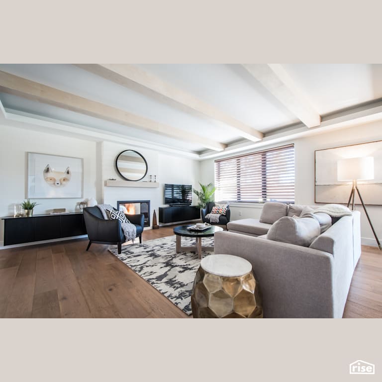 Weybridge Lane Living Room with Gas Fireplace by Homes by Highgate