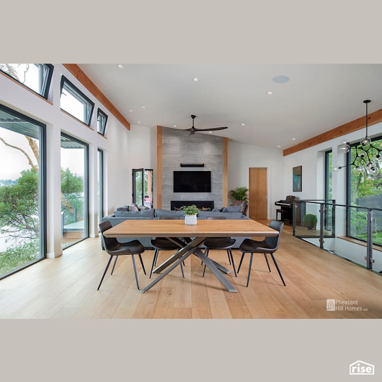Dining Room with Ceiling Fan by Pheasant Hill Homes Ltd.