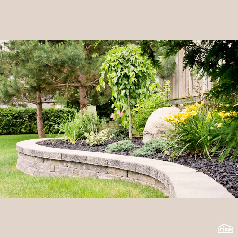 SuperShred Mulch by TRACC with Recycled Rubber Mulch by TRACC