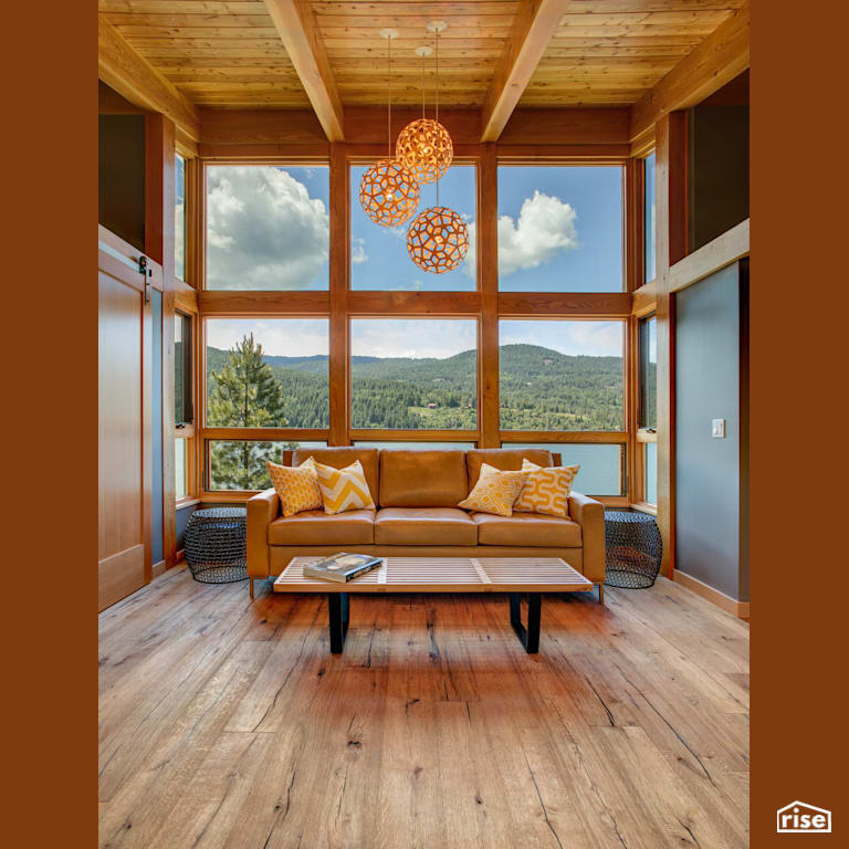 Sandpoint Vacation Home with Reclaimed Hardwood by FabCab Inc