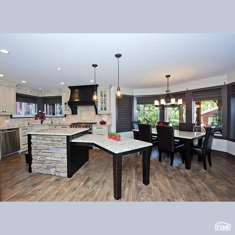 Copper Island Fine Homes - Kitchens with Gas Range by Copper Island Fine Homes Inc.