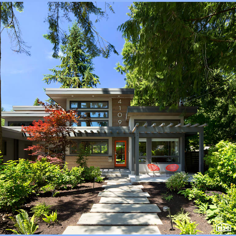 Exterior with Outdoor Gardens by Naikoon Contracting
