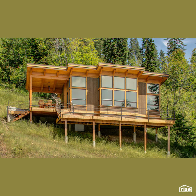 Sandpoint Vacation Home with Argon Gas Filled Window by FabCab Inc