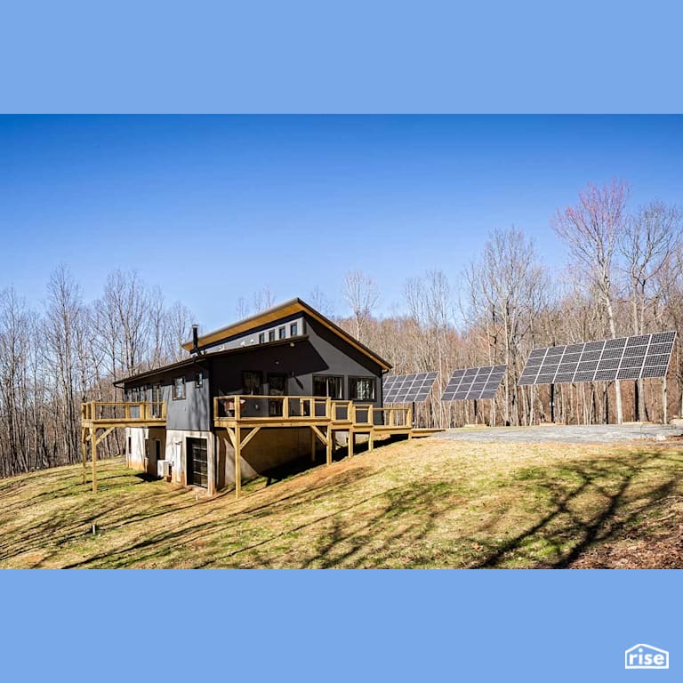 Ridgeline model home exterior with Fixed Window by Deltec Homes