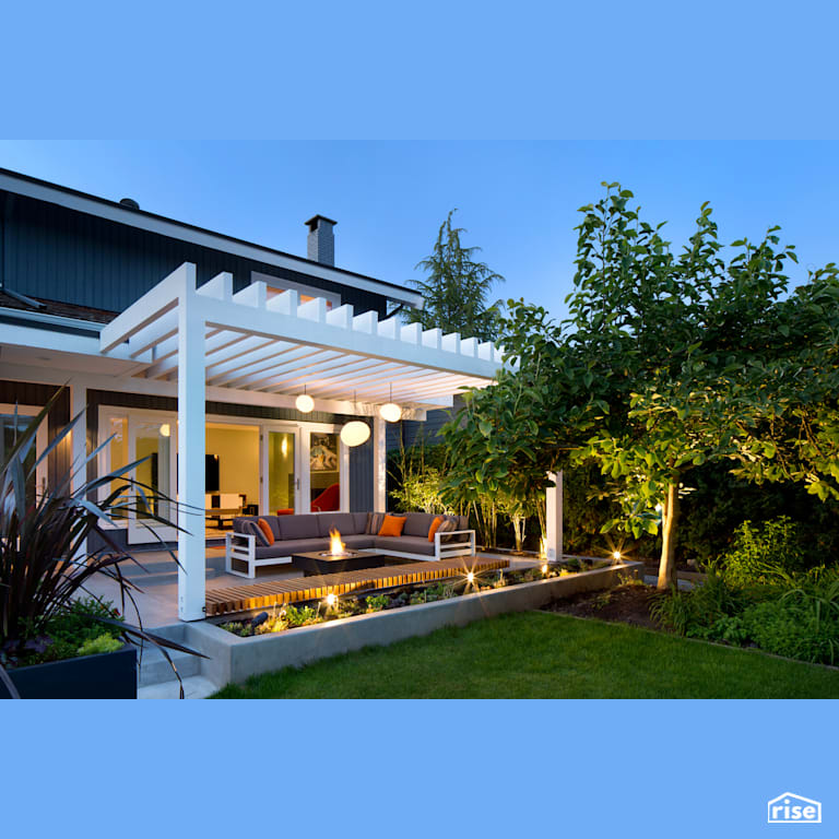 Patio with Accent Outdoor Lighting by Naikoon Contracting
