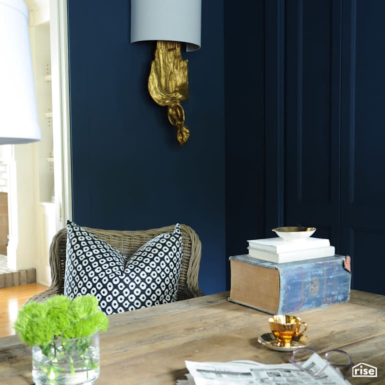 Home Office Decor with Salvaged Wood Furniture by PlaidFox
