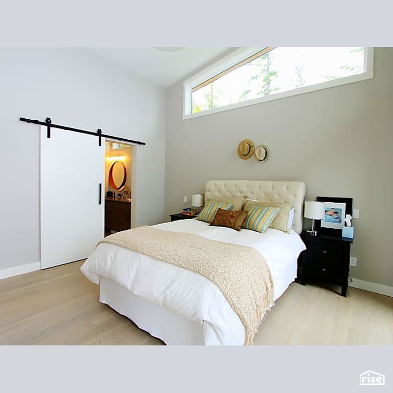 Copper Island Fine Homes - Interior with Fixed Window by Copper Island Fine Homes Inc.