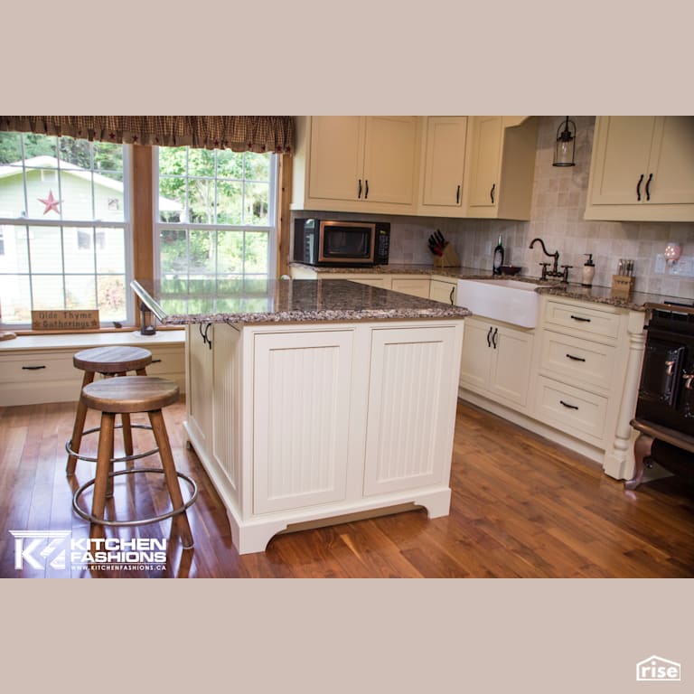 Country Kitchen with Low-Flow Kitchen Faucet by Home Fashions