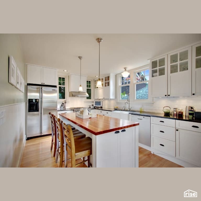 Madrona Craftsman kitchen with island with Low-Flow Kitchen Faucet by Gant Nychay Architecture PLLC