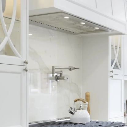 public/Cyclone_BXB60934_Pro_Collection_Insert_Range_Hood