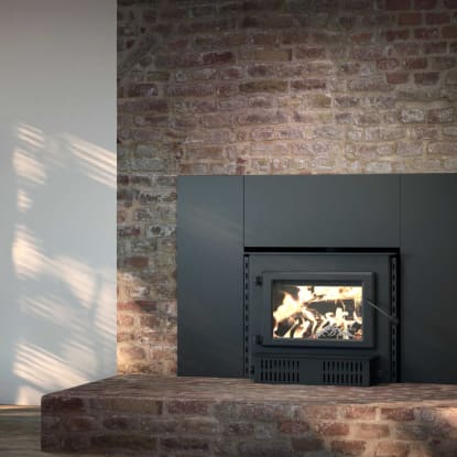public/Englander_Blue_Ridge_300-I_Wood_Insert_Stove_With_Blower_ESW0009