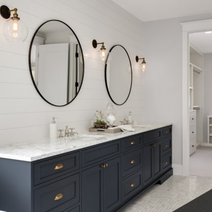 Shiplap Siding Header