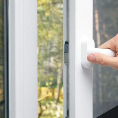 fix a vinyl window frame
