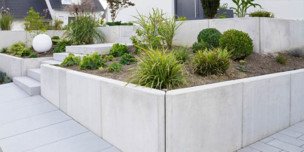 Concrete Retaining Wall