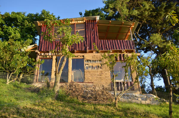 El Salvador house exterior