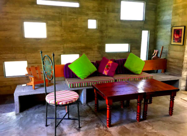 El Capricho interior