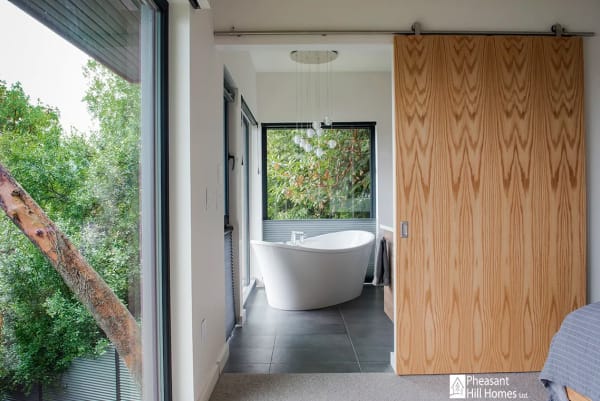 Ensuite with Low-VOC Interior Paint by Pheasant Hill Homes Ltd.