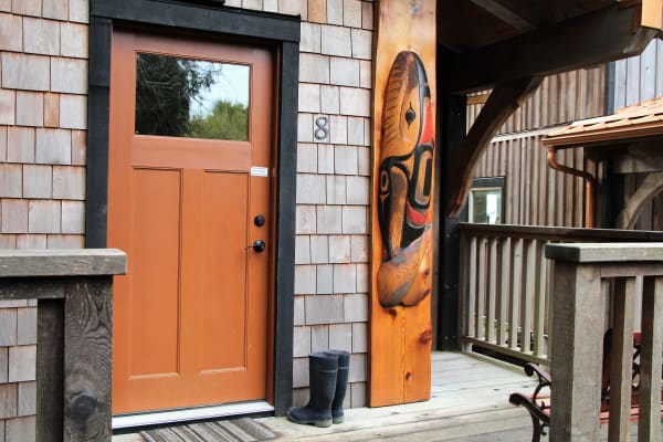 bc lodge front step