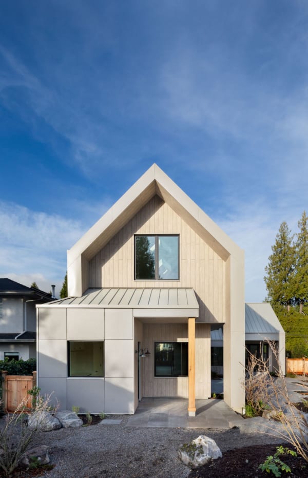 King Residence Exterior Day