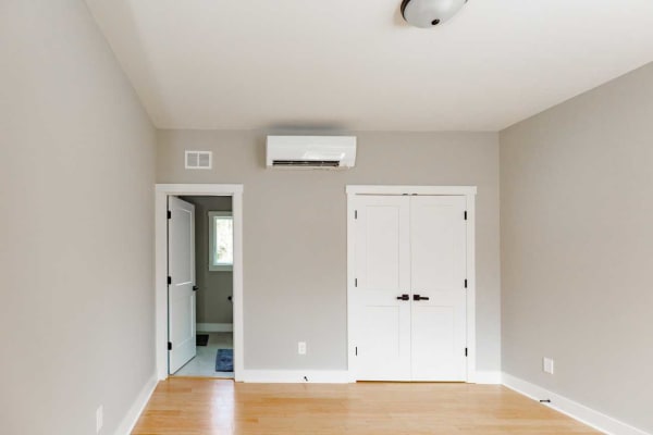 Mitsubishi heat pump