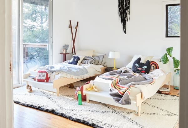 Oeuf Beds