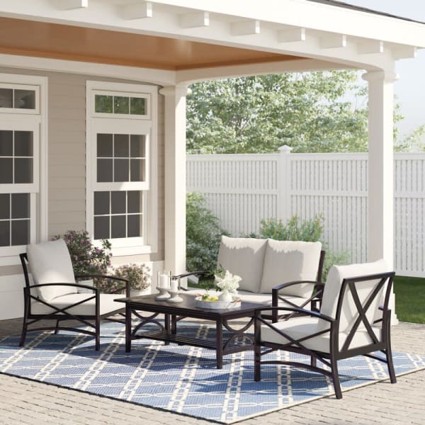 outdoor metal furniture