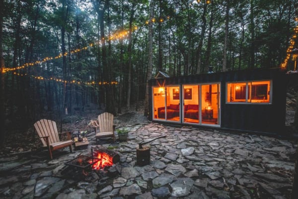 catskills container cabin exterior