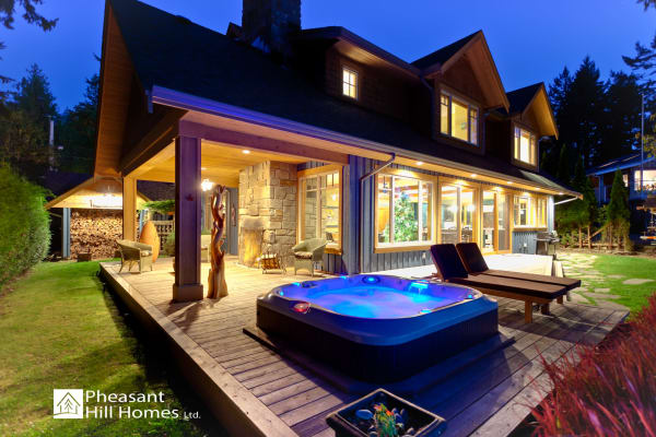 pheasant hill homes mermaid hot tub