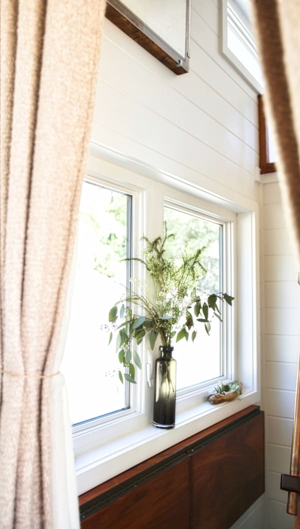san francisco tiny house window