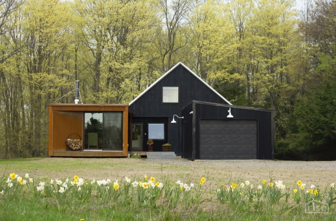 The Wee Barn Designed by Alchemy Architects, Manufactured by Apex Homes. 
 Photo Credit Geoffrey C. Warner for Downsize Living large in a Small House Sheri Koones