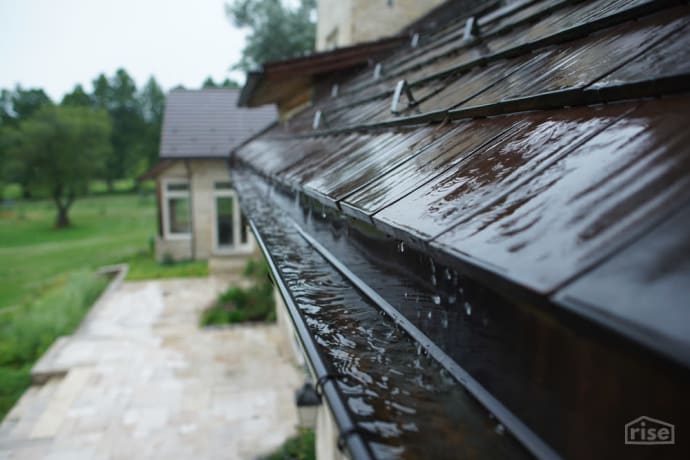 Tile Roof Rain Gutter