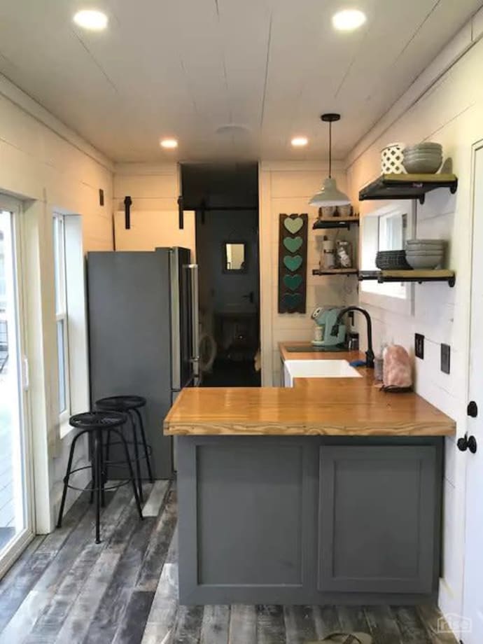 appalachian container cabin kitchen