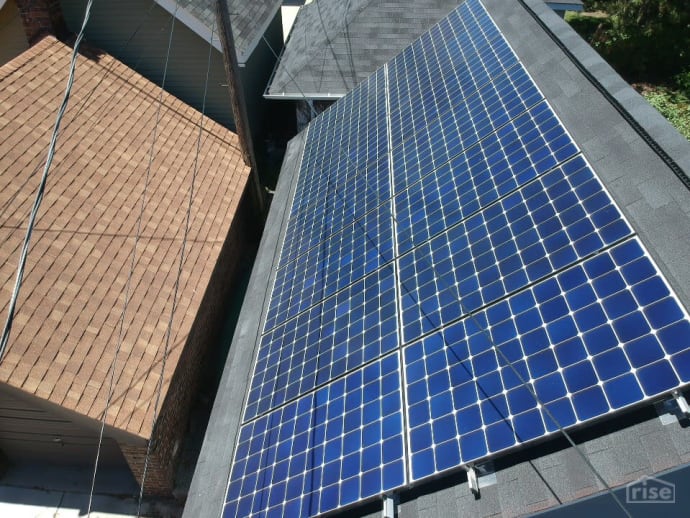 minneapolis solar array on garage