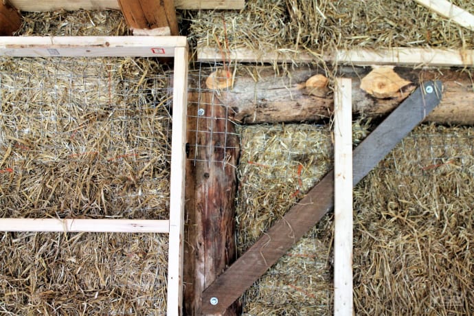 timber frame and straw bale
