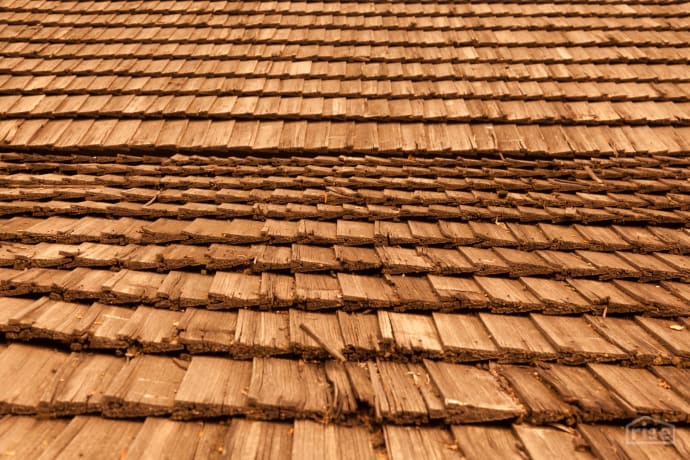 wooden roof shingles
