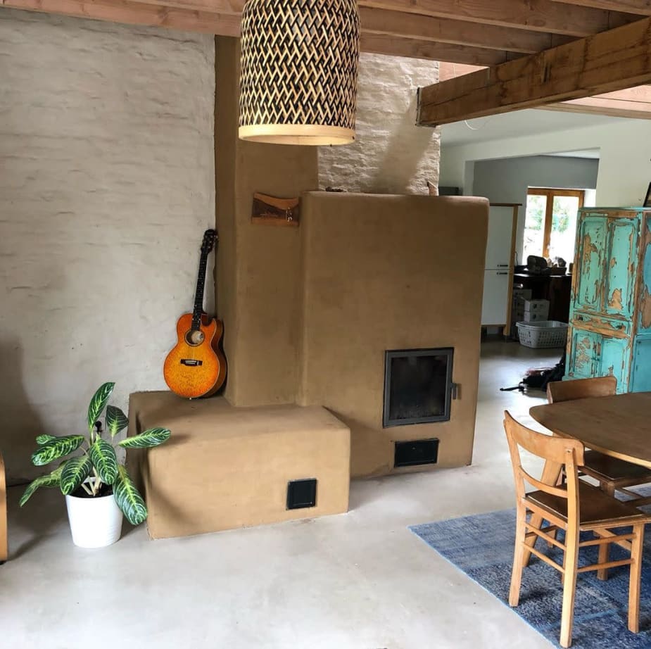 Rocket Mass Heater Guide: An Energy-Efficient Heating Option