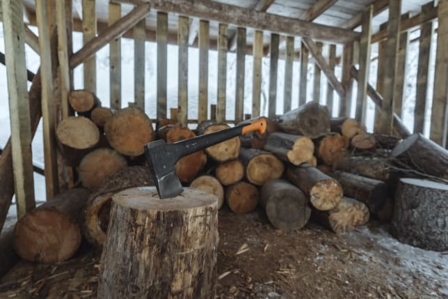 What Is the Most Efficient Way to Burn Wood?