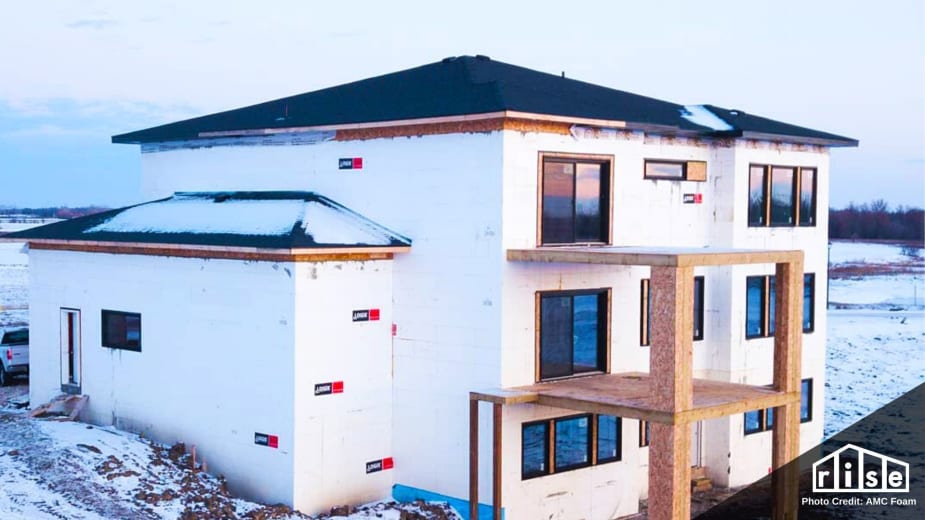 Building with polystyrene blocks filled with concrete online