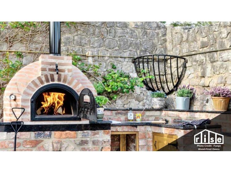 How To Use A Wood Fire Pizza Oven The Right Way