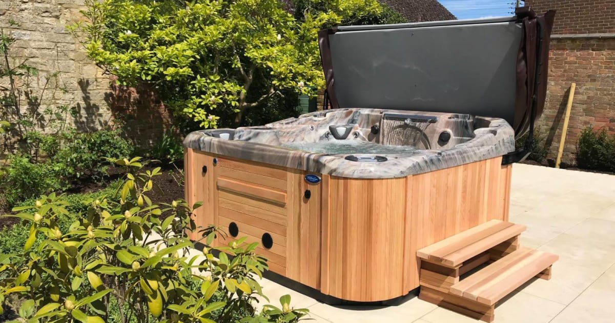 Rise Full Foam Hot Tub with Full Foam Hot Tub by PoolBoy Inc